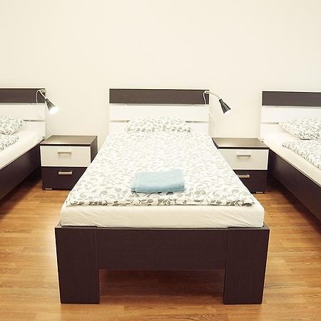 Hostel Folks Μπρατισλάβα Εξωτερικό φωτογραφία