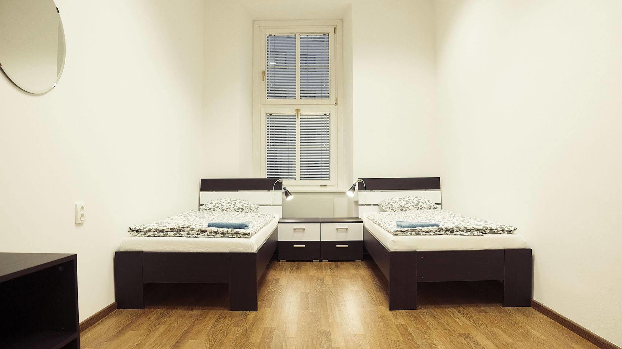Hostel Folks Μπρατισλάβα Εξωτερικό φωτογραφία