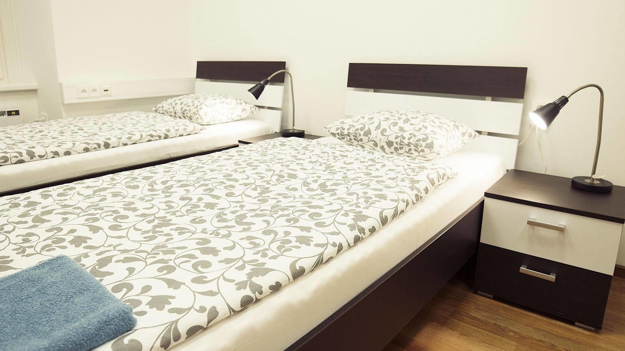 Hostel Folks Μπρατισλάβα Εξωτερικό φωτογραφία